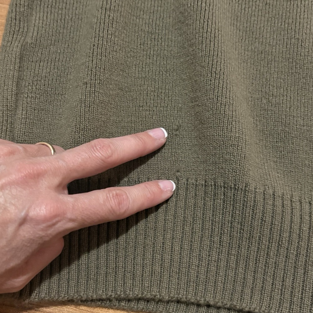 Filson Mens Peat Green Virgin Wool Shoulder Panels Henley Guide Sweater Size S/M - Picture 4 of 12